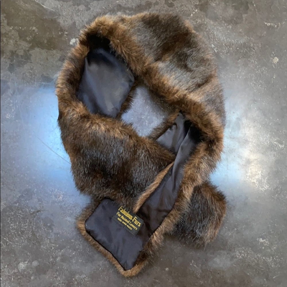Fabulous Fir faux mink pill through scarf - Picture 1 of 3